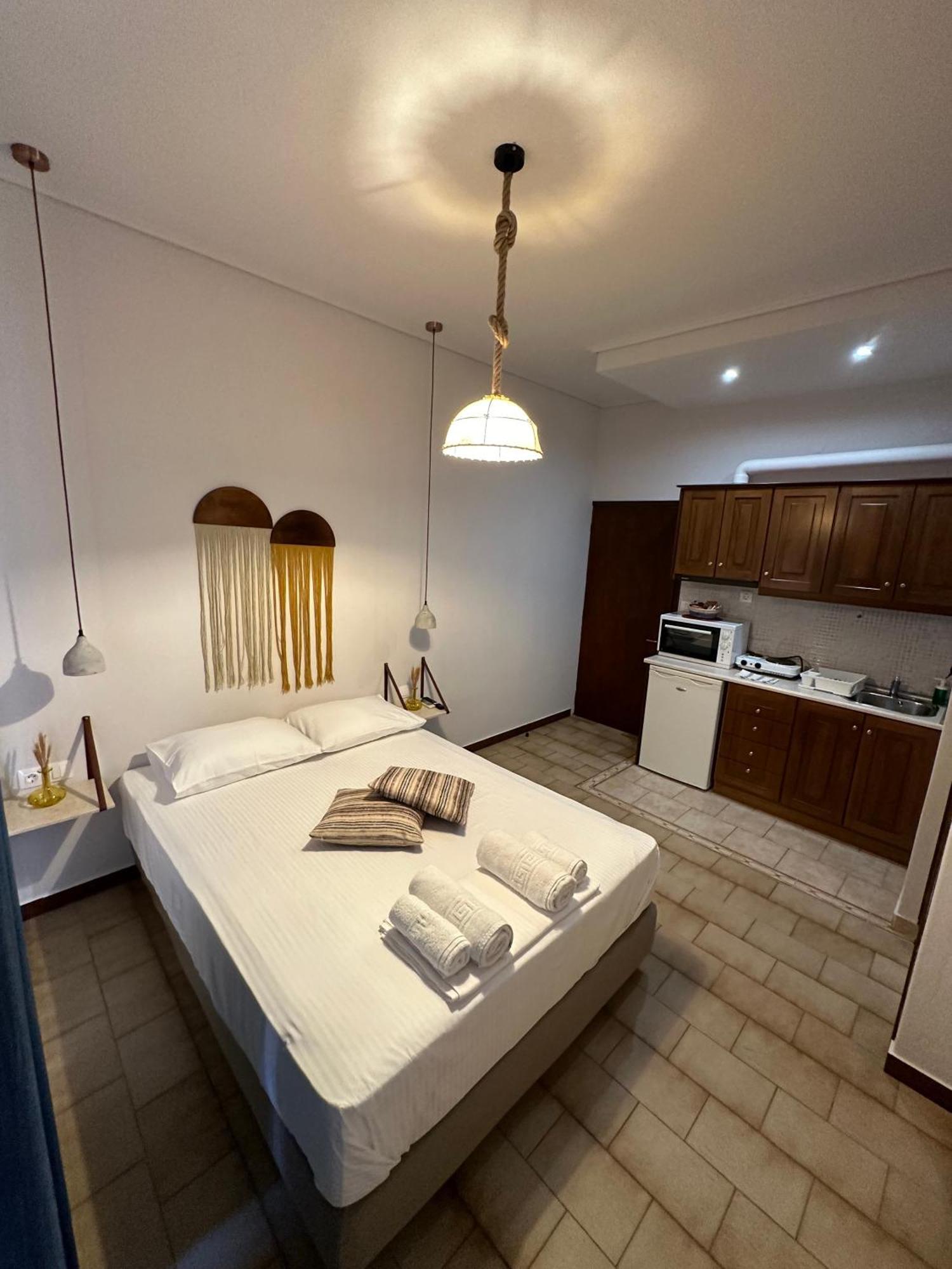 Amelia Beach Apartments Agios Ioannis  Exteriör bild